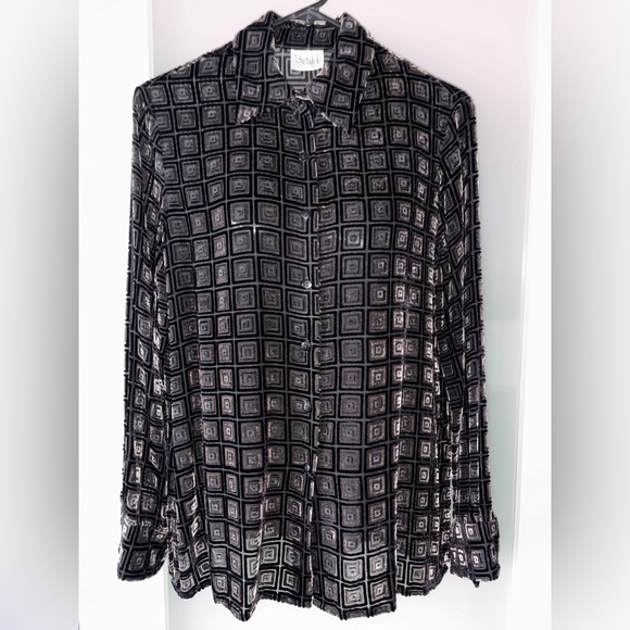 Script Cut Velvet Blouse - Picture 1 of 8